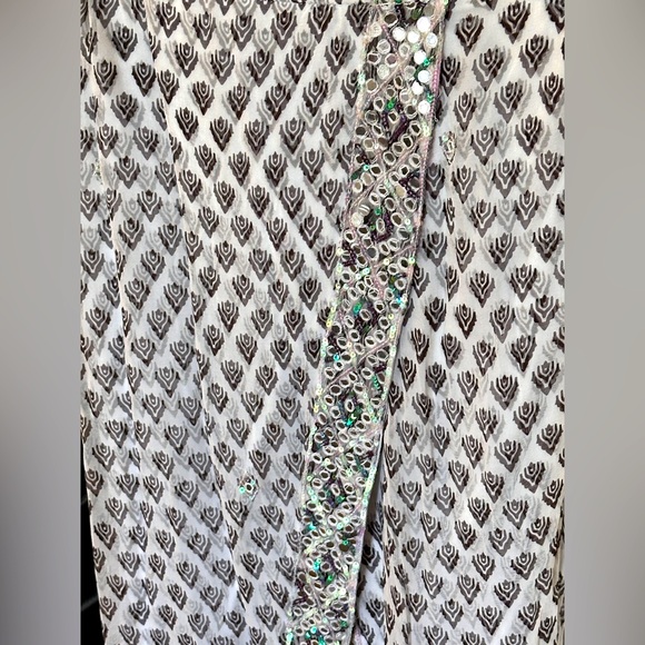 Letarte cover up skirt with mirror work border & elastic waist.Size S.Worn once! - Picture 2 of 4